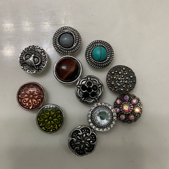 Ginger Snap & Co. bracelet with 11 snaps - Picture 4 of 7